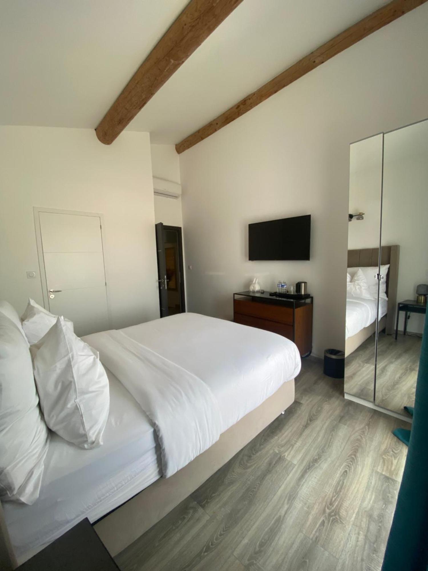 O Bain Soleil Bed & Breakfast Bourg-Saint-Andéol Eksteriør bilde